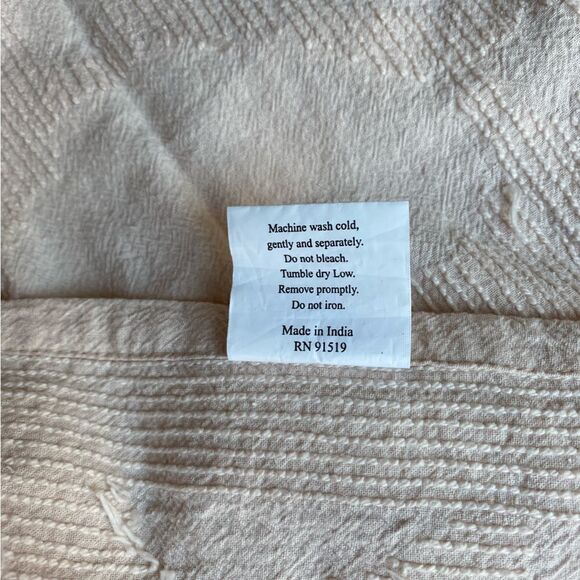 Madison Park Throw Blanket - Picture 4 of 6